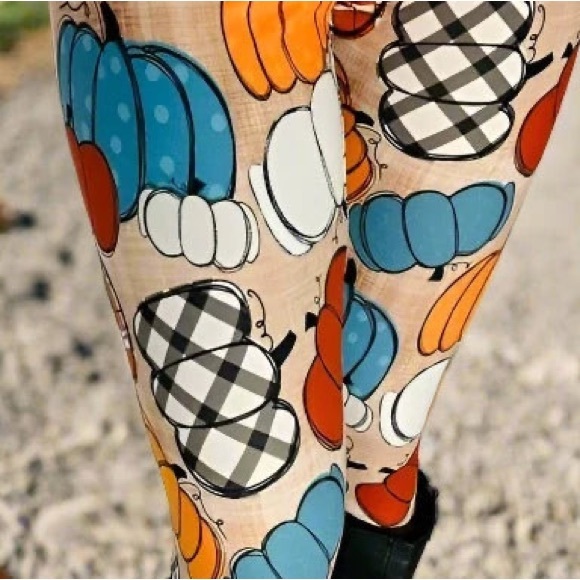 NEW Womens Pumpkin Thanksgiving Leggings Luxury Fall Yoga Pants Sizes OS/TC/TC2 - Picture 1 of 12